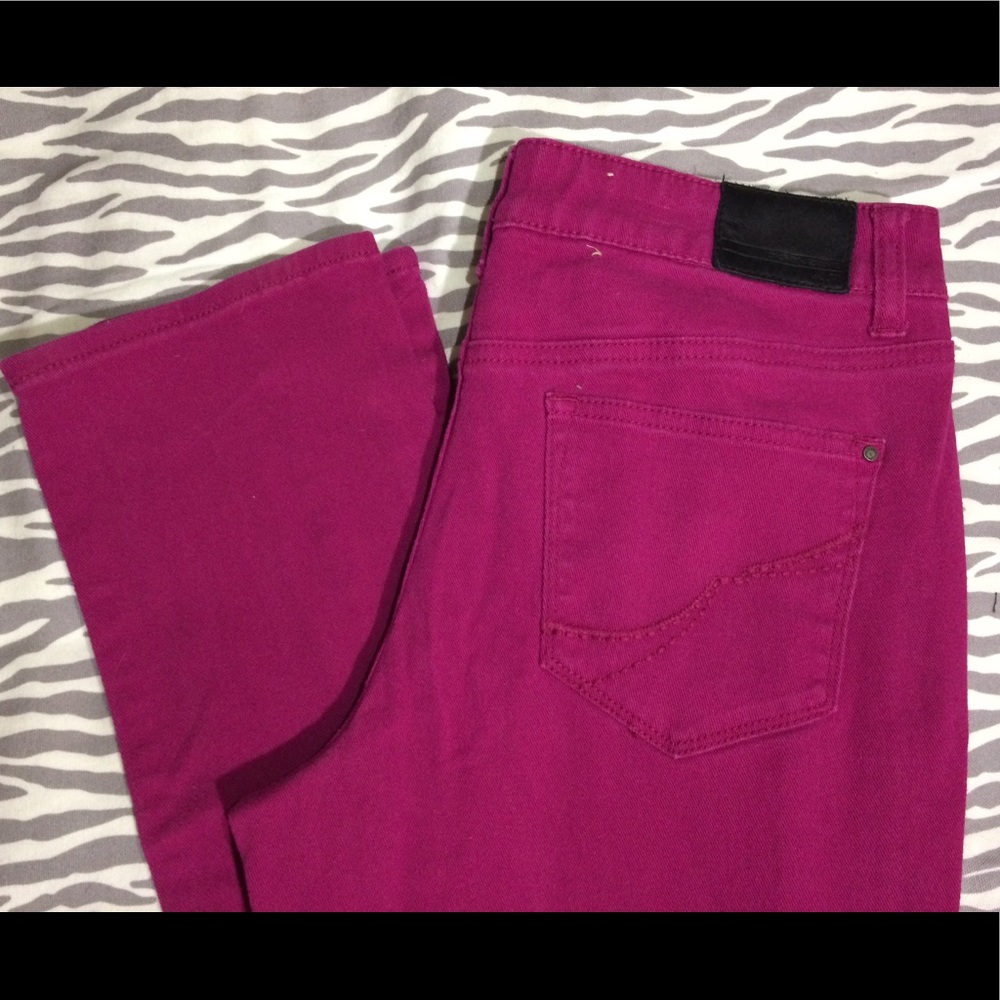 DKNY Skinny Jeans. Sz8